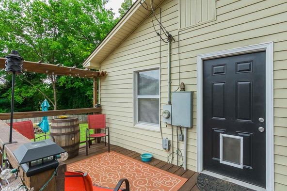 1006 Circle Dr, Benton, AR 72015
